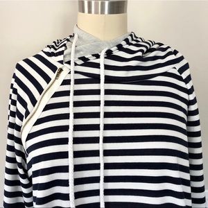 3/$25 Striped pullover hoodie